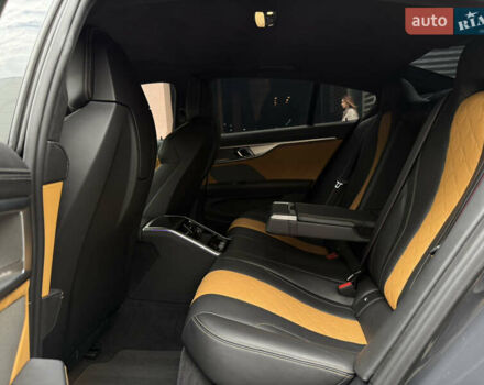Серый БМВ M8 Gran Coupe, объемом двигателя 4.4 л и пробегом 68 тыс. км за 86000 $, фото 21 на Automoto.ua