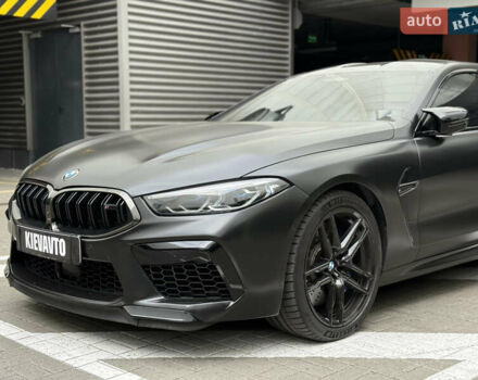 Серый БМВ M8 Gran Coupe, объемом двигателя 4.4 л и пробегом 68 тыс. км за 86000 $, фото 1 на Automoto.ua