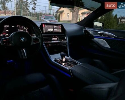 Серый БМВ M8 Gran Coupe, объемом двигателя 4.4 л и пробегом 41 тыс. км за 95000 $, фото 10 на Automoto.ua