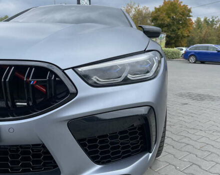 Серый БМВ M8 Gran Coupe, объемом двигателя 4.39 л и пробегом 76 тыс. км за 99500 $, фото 7 на Automoto.ua