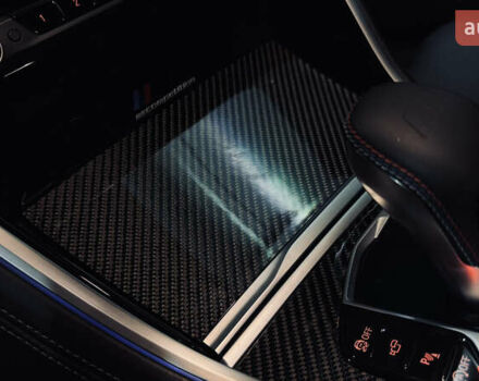 Серый БМВ M8 Gran Coupe, объемом двигателя 4.4 л и пробегом 52 тыс. км за 115000 $, фото 21 на Automoto.ua