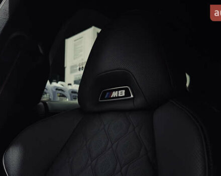 Серый БМВ M8 Gran Coupe, объемом двигателя 4.4 л и пробегом 52 тыс. км за 115000 $, фото 27 на Automoto.ua