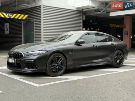 Серый БМВ M8 Gran Coupe, объемом двигателя 4.4 л и пробегом 68 тыс. км за 93000 $, фото 1 на Automoto.ua
