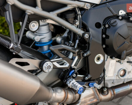 купить новое авто БМВ M 1000R 2025 года от официального дилера Назарій БМВ фото