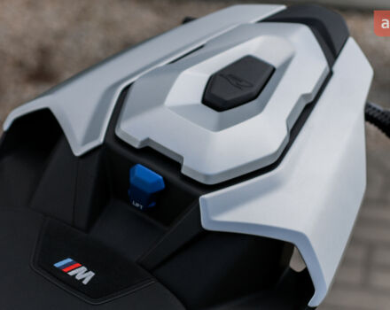 купити нове авто БМВ M 1000R 2025 року від офіційного дилера Назарій БМВ фото