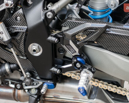 купить новое авто БМВ M 1000R 2025 года от официального дилера Назарій БМВ фото