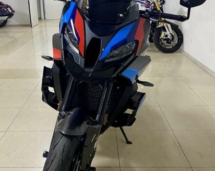 Черный БМВ M 1000XR, объемом двигателя 1 л и пробегом 1 тыс. км за 37222 $, фото 4 на Automoto.ua