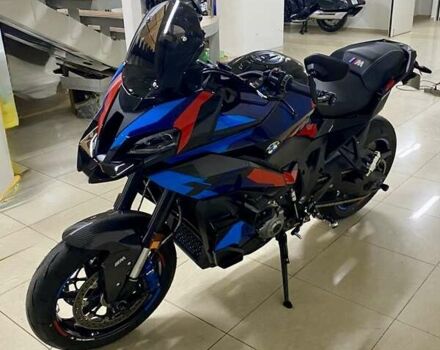 Черный БМВ M 1000XR, объемом двигателя 1 л и пробегом 1 тыс. км за 37222 $, фото 1 на Automoto.ua