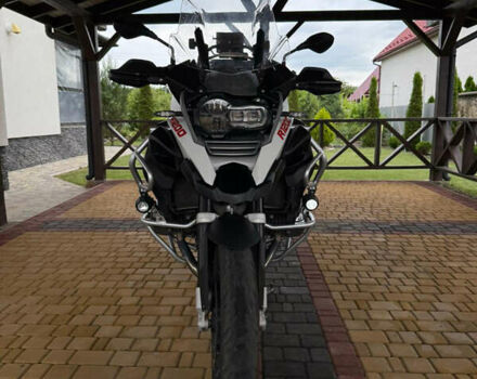 Белый БМВ R 1200GS, объемом двигателя 1.2 л и пробегом 46 тыс. км за 15250 $, фото 1 на Automoto.ua
