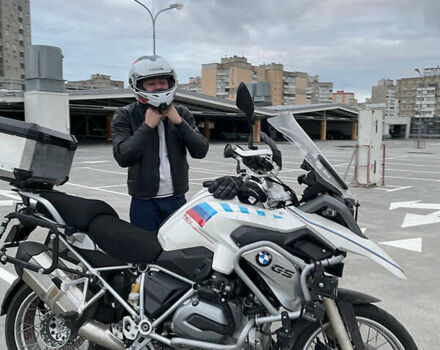 Белый БМВ R 1200GS, объемом двигателя 1 л и пробегом 70 тыс. км за 11590 $, фото 1 на Automoto.ua