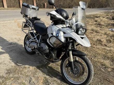 Белый БМВ R 1200GS, объемом двигателя 1.2 л и пробегом 55 тыс. км за 8400 $, фото 1 на Automoto.ua