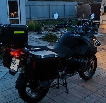 Черный БМВ R 1200GS, объемом двигателя 1.17 л и пробегом 87 тыс. км за 9100 $, фото 2 на Automoto.ua