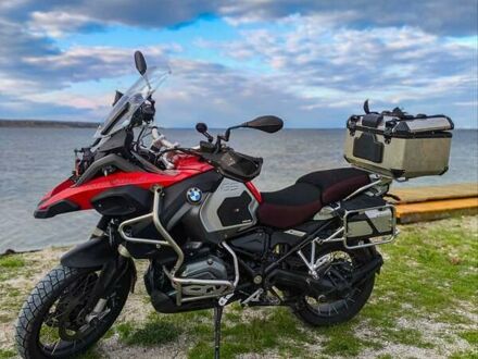 Красный БМВ R 1200GS, объемом двигателя 1.2 л и пробегом 87 тыс. км за 12000 $, фото 1 на Automoto.ua