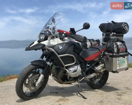 Білий БМВ R 1200GSA, об'ємом двигуна 1.2 л та пробігом 65 тис. км за 9000 $, фото 1 на Automoto.ua