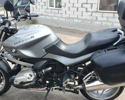 БМВ R 1200R 2010 в Чернигове на Automoto.ua Серый БМВ R 1200R, объемом двигателя 1.17 л и пробегом 43 тыс. км за 8888 $, фото 4 на Automoto.ua