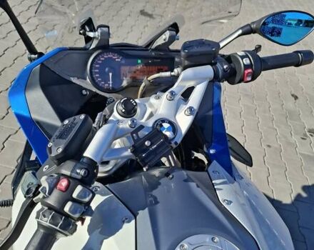 Белый БМВ R 1200RS, объемом двигателя 1.2 л и пробегом 31 тыс. км за 10500 $, фото 2 на Automoto.ua