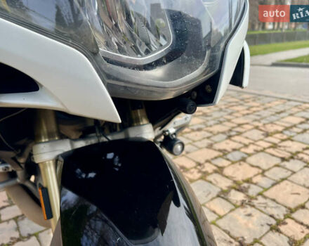 Белый БМВ R 1200RT, объемом двигателя 1.17 л и пробегом 70 тыс. км за 11200 $, фото 36 на Automoto.ua