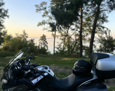 Черный БМВ R 1200RT, объемом двигателя 1 л и пробегом 32 тыс. км за 10500 $, фото 4 на Automoto.ua