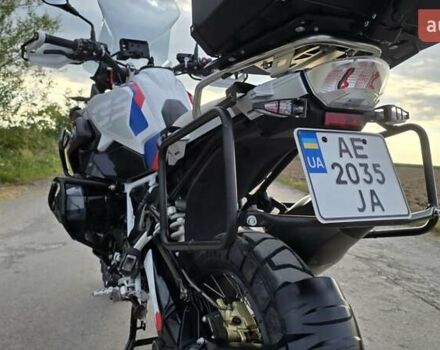 Білий БМВ R 1250GS, об'ємом двигуна 1.25 л та пробігом 19 тис. км за 18500 $, фото 16 на Automoto.ua