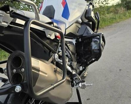 Білий БМВ R 1250GS, об'ємом двигуна 1.25 л та пробігом 19 тис. км за 18500 $, фото 14 на Automoto.ua