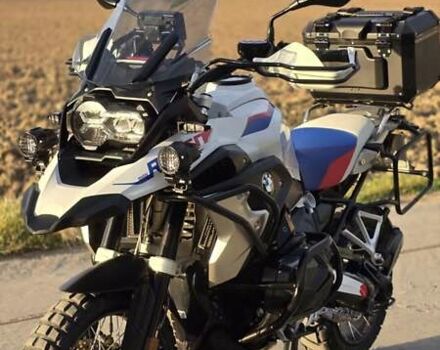 Білий БМВ R 1250GS, об'ємом двигуна 1.25 л та пробігом 19 тис. км за 18500 $, фото 1 на Automoto.ua