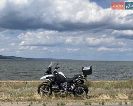 Белый БМВ R 1250GS, объемом двигателя 1.25 л и пробегом 10 тыс. км за 20800 $, фото 13 на Automoto.ua