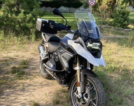 Белый БМВ R 1250GS, объемом двигателя 1.25 л и пробегом 10 тыс. км за 20800 $, фото 4 на Automoto.ua