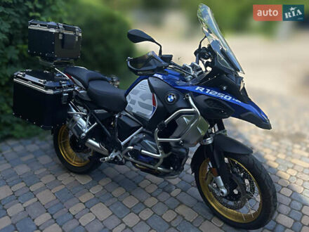 БМВ R 1250GS 2019 у Кропивницькому (Кіровограді) на Automoto.ua Білий БМВ R 1250GS, об'ємом двигуна 1.25 л та пробігом 20 тис. км за 20500 $, фото 1 на Automoto.ua
