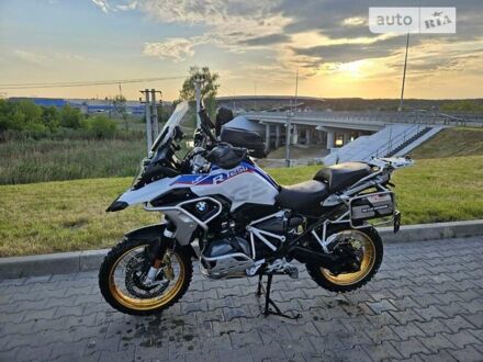 Белый БМВ R 1250GS, объемом двигателя 1.25 л и пробегом 36 тыс. км за 18500 $, фото 1 на Automoto.ua