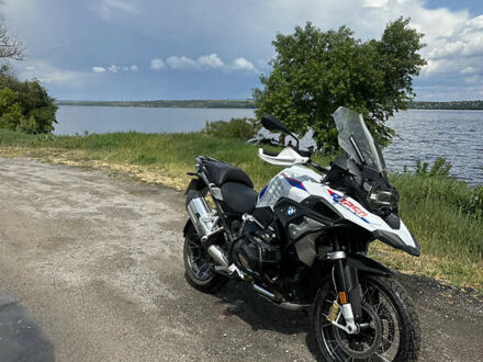 Білий БМВ R 1250GS, об'ємом двигуна 1.25 л та пробігом 6 тис. км за 22000 $, фото 1 на Automoto.ua