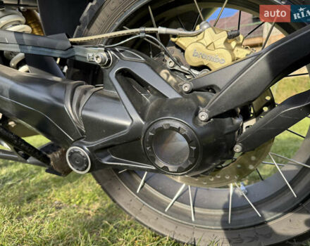 БМВ R 1250GS 2018 в Черкассах на Automoto.ua Черный БМВ R 1250GS, объемом двигателя 1.25 л и пробегом 30 тыс. км за 17900 $, фото 26 на Automoto.ua