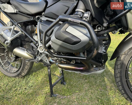 БМВ R 1250GS 2018 в Черкассах на Automoto.ua Черный БМВ R 1250GS, объемом двигателя 1.25 л и пробегом 30 тыс. км за 17900 $, фото 8 на Automoto.ua