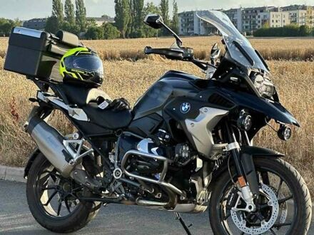 БМВ R 1250GS 2021 у Києві на Automoto.ua Чорний БМВ R 1250GS, об'ємом двигуна 1.3 л та пробігом 16 тис. км за 21490 $, фото 1 на Automoto.ua