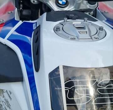 БМВ R 1250GS, объемом двигателя 0 л и пробегом 15 тыс. км за 24000 $, фото 6 на Automoto.ua