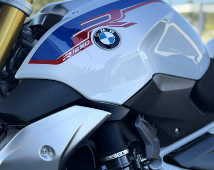 БМВ R 1250R, объемом двигателя 1.2 л и пробегом 10 тыс. км за 18000 $, фото 8 на Automoto.ua