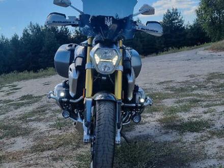 БМВ R 1250R 2021 в Горишние Плавни (Комсомольск) на Automoto.ua Серый БМВ R 1250R, объемом двигателя 1.25 л и пробегом 16 тыс. км за 18000 $, фото 1 на Automoto.ua