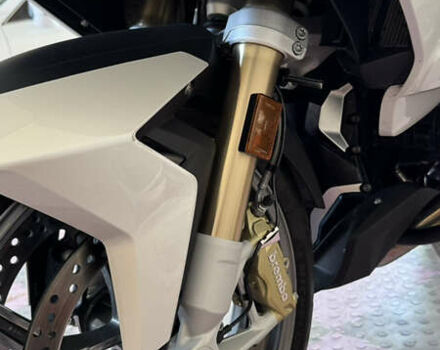 Белый БМВ R 1250RT, объемом двигателя 1.25 л и пробегом 8 тыс. км за 28000 $, фото 2 на Automoto.ua