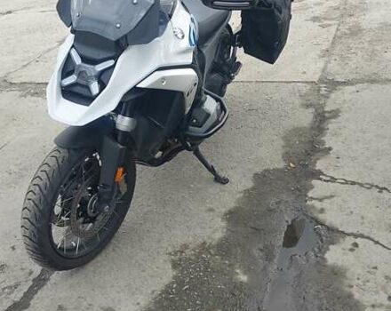 БМВ R 1300GS 2024 в Днепре (Днепропетровске) на Automoto.ua Белый БМВ R 1300GS, объемом двигателя 1.3 л и пробегом 15 тыс. км за 28000 $, фото 7 на Automoto.ua
