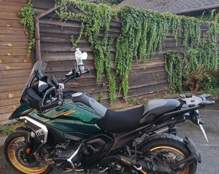 Зеленый БМВ R 1300GS, объемом двигателя 1.3 л и пробегом 17 тыс. км за 28500 $, фото 1 на Automoto.ua