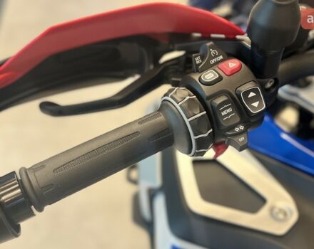 купити нове авто БМВ R 1300GS Adventure 2024 року від офіційного дилера АВТ Бавария Киев Вацлава Гавела БМВ фото