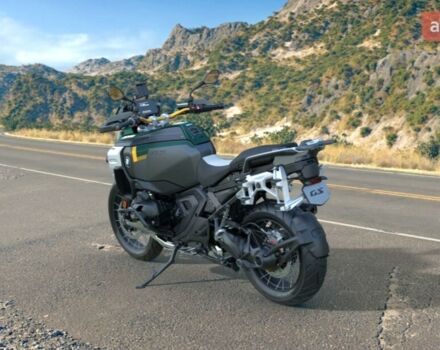 купить новое авто БМВ R 1300GS Adventure 2025 года от официального дилера АВТ Бавария Киев Вацлава Гавела БМВ фото
