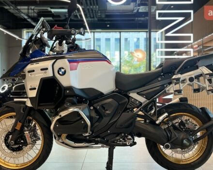 купити нове авто БМВ R 1300GS Adventure 2024 року від офіційного дилера АВТ Бавария Киев Вацлава Гавела БМВ фото