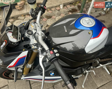 Белый БМВ S 1000R, объемом двигателя 1 л и пробегом 19 тыс. км за 13900 $, фото 4 на Automoto.ua