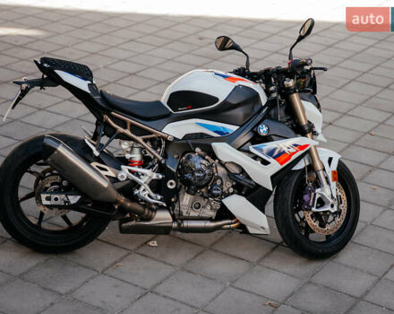 Білий БМВ S 1000R, об'ємом двигуна 0 л та пробігом 8 тис. км за 19000 $, фото 2 на Automoto.ua