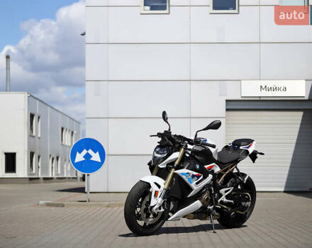 Белый БМВ S 1000R, объемом двигателя 1 л и пробегом 1 тыс. км за 25500 $, фото 11 на Automoto.ua