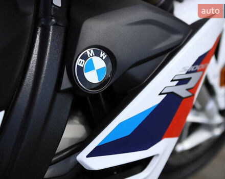 Белый БМВ S 1000R, объемом двигателя 1 л и пробегом 1 тыс. км за 25000 $, фото 21 на Automoto.ua