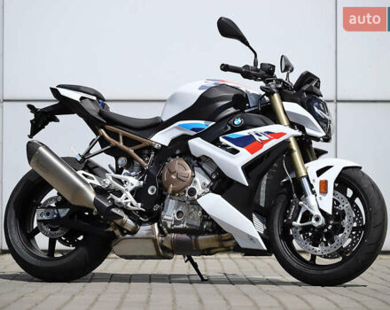 Белый БМВ S 1000R, объемом двигателя 1 л и пробегом 1 тыс. км за 25500 $, фото 2 на Automoto.ua