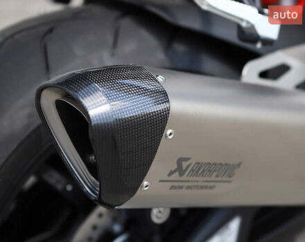 Белый БМВ S 1000R, объемом двигателя 1 л и пробегом 1 тыс. км за 25000 $, фото 13 на Automoto.ua