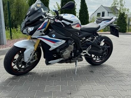 Білий БМВ S 1000R, об'ємом двигуна 1 л та пробігом 18 тис. км за 12600 $, фото 1 на Automoto.ua