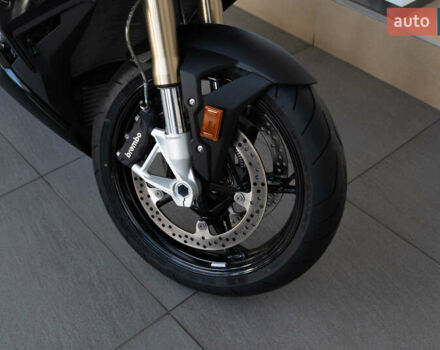 Черный БМВ S 1000R, объемом двигателя 1 л и пробегом 4 тыс. км за 19200 $, фото 5 на Automoto.ua